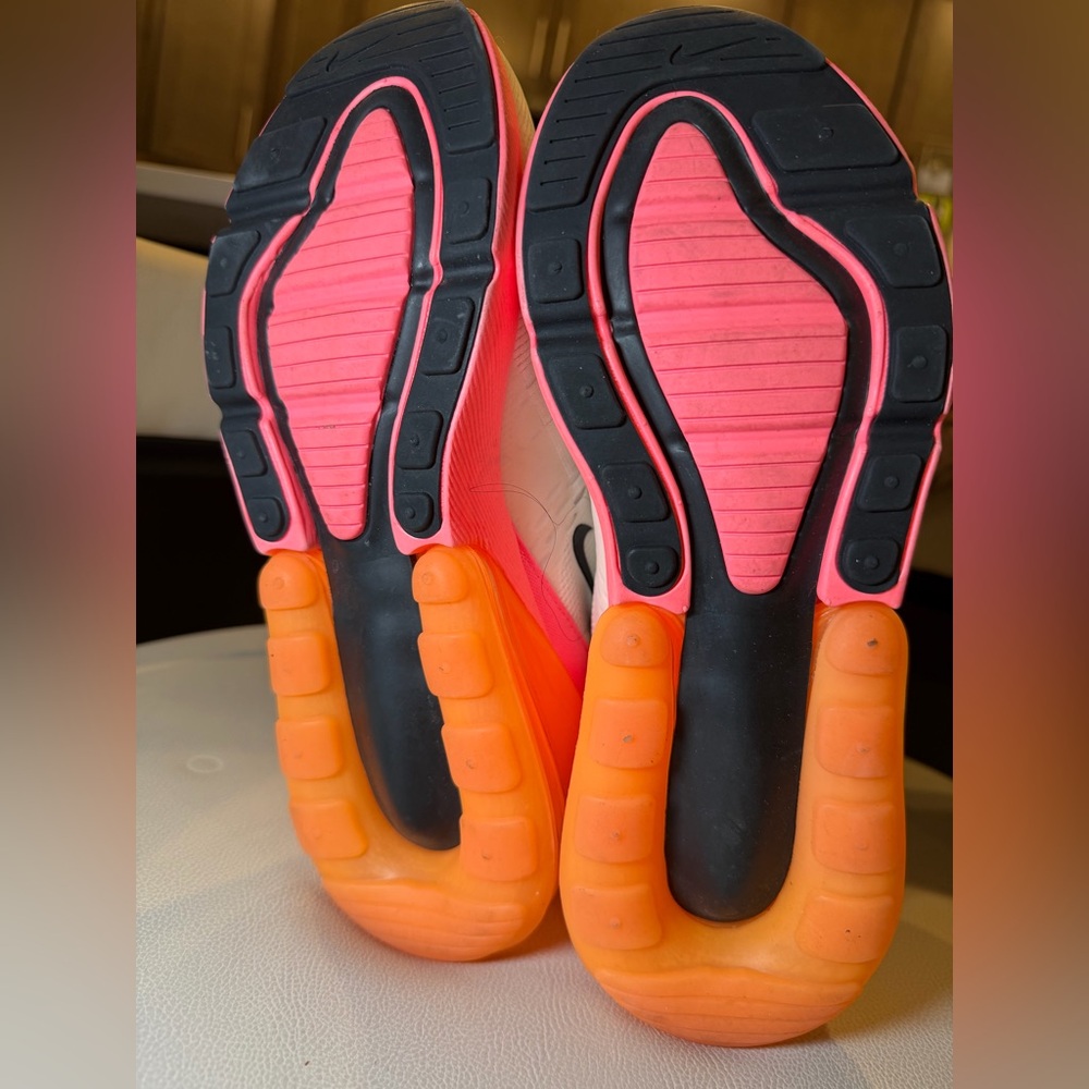 Nike Air Max 270 Women’s – Summit White / Sunset Pulse – Size 7 - Picture 6 of 7